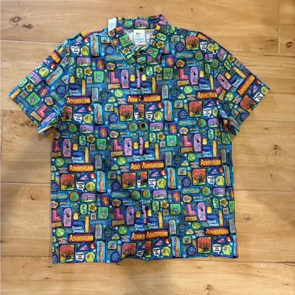 Disney D23 Imagineering Adventureland Expo Hawaiian Men's Shirt Colorful NWT - Picture 1 of 13